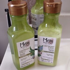 Maui Lightweight Curls Shampoo and Conditioner Set